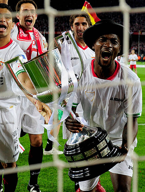 通过引入年 通过引入年