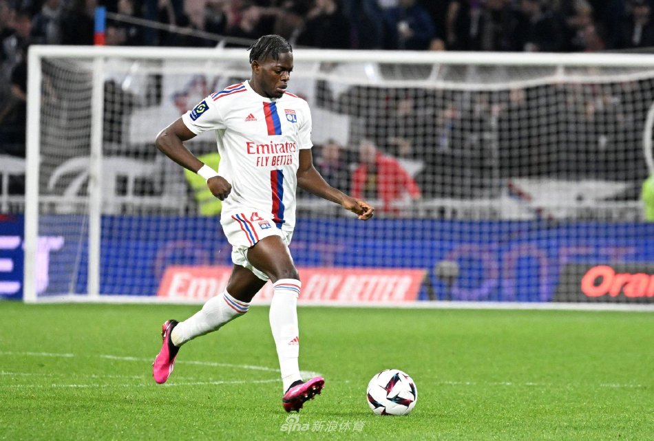 足球与梦想 足球与梦想